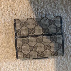 Authentic GUCCI G wallet